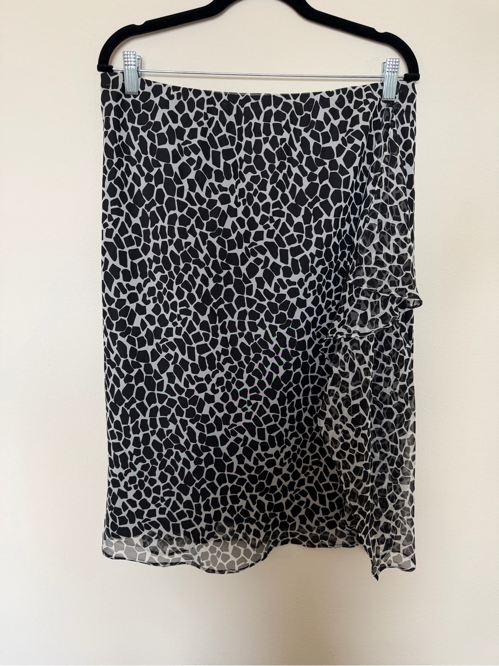 Cato Black White Giraffe Print Animal Print Ruffle Skirt Large